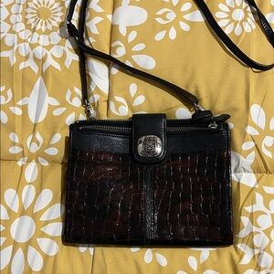 BRIGHTON JAGGER CROSSBODY Elegant Black and Brown Croc-Embossed Women's Bag